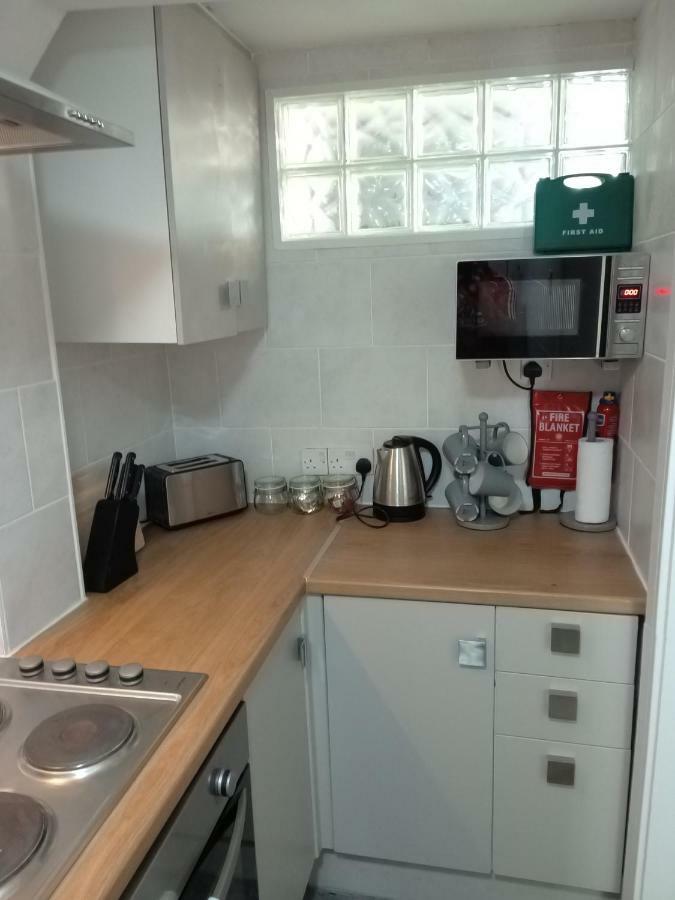 Near Beach - Sv - Ground Floor Small 1 Bedroom - Self Check In Weymouth Zewnętrze zdjęcie